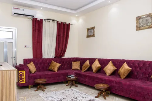 جناح ثلاثي مفرد ومجلس